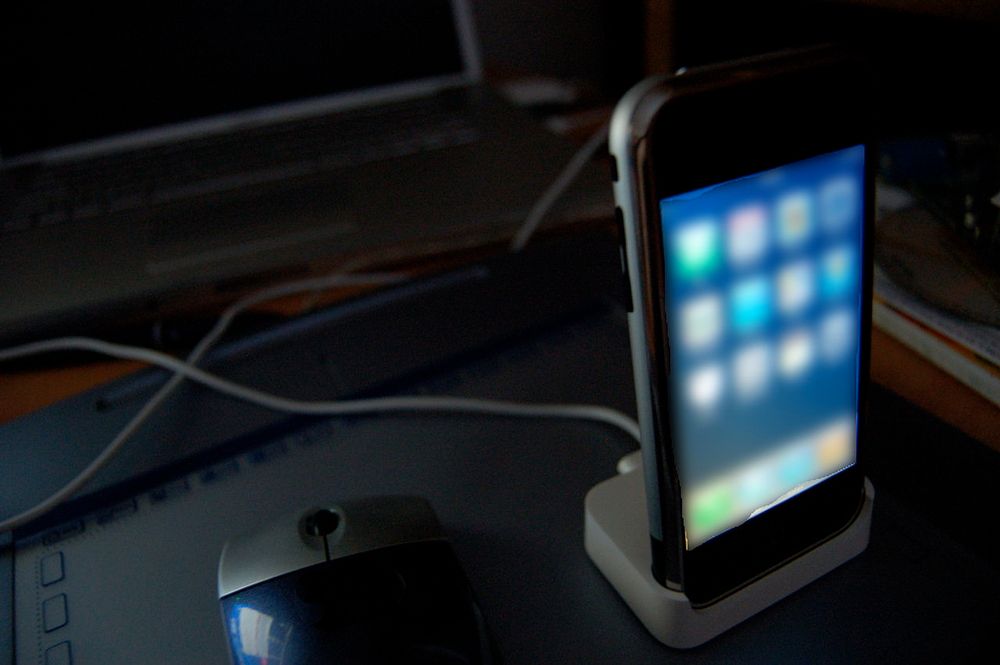 Aus dem iPhone ne Console machen?